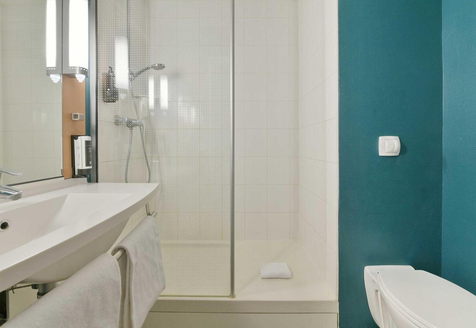 B&B Hotel Le Mans Centre Cathedrale Екстер'єр фото